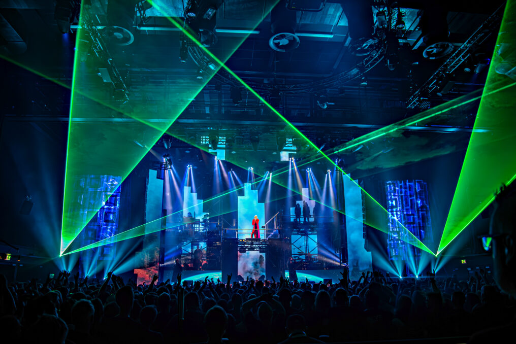 Arjen Lucassen and the show by Cristel Brower